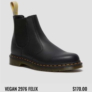 Dr. Martens Felix Chelsea Boots
